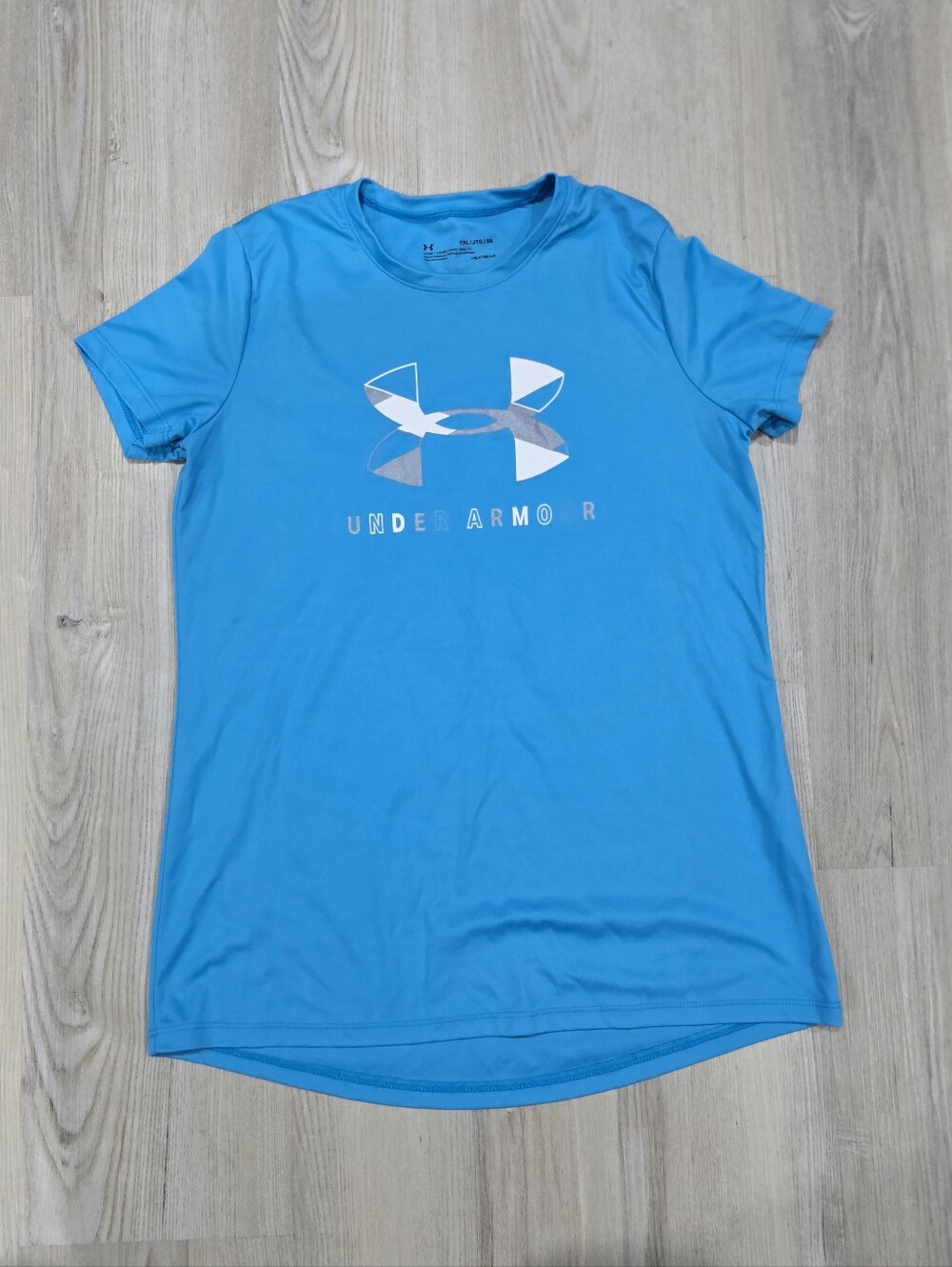 Under Armour Girls Blue Tshirt Size XL